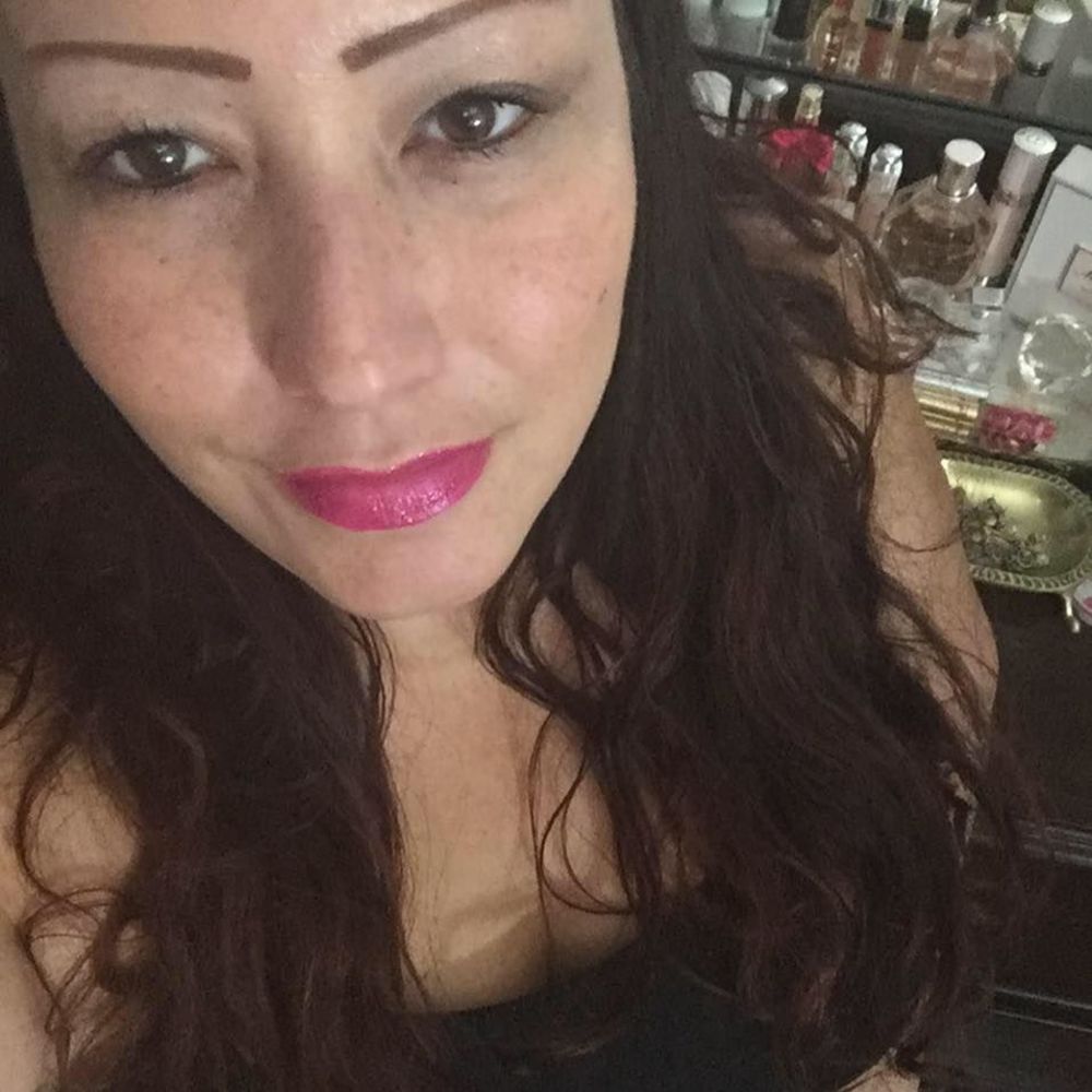 Meet your Posher, Evelyn