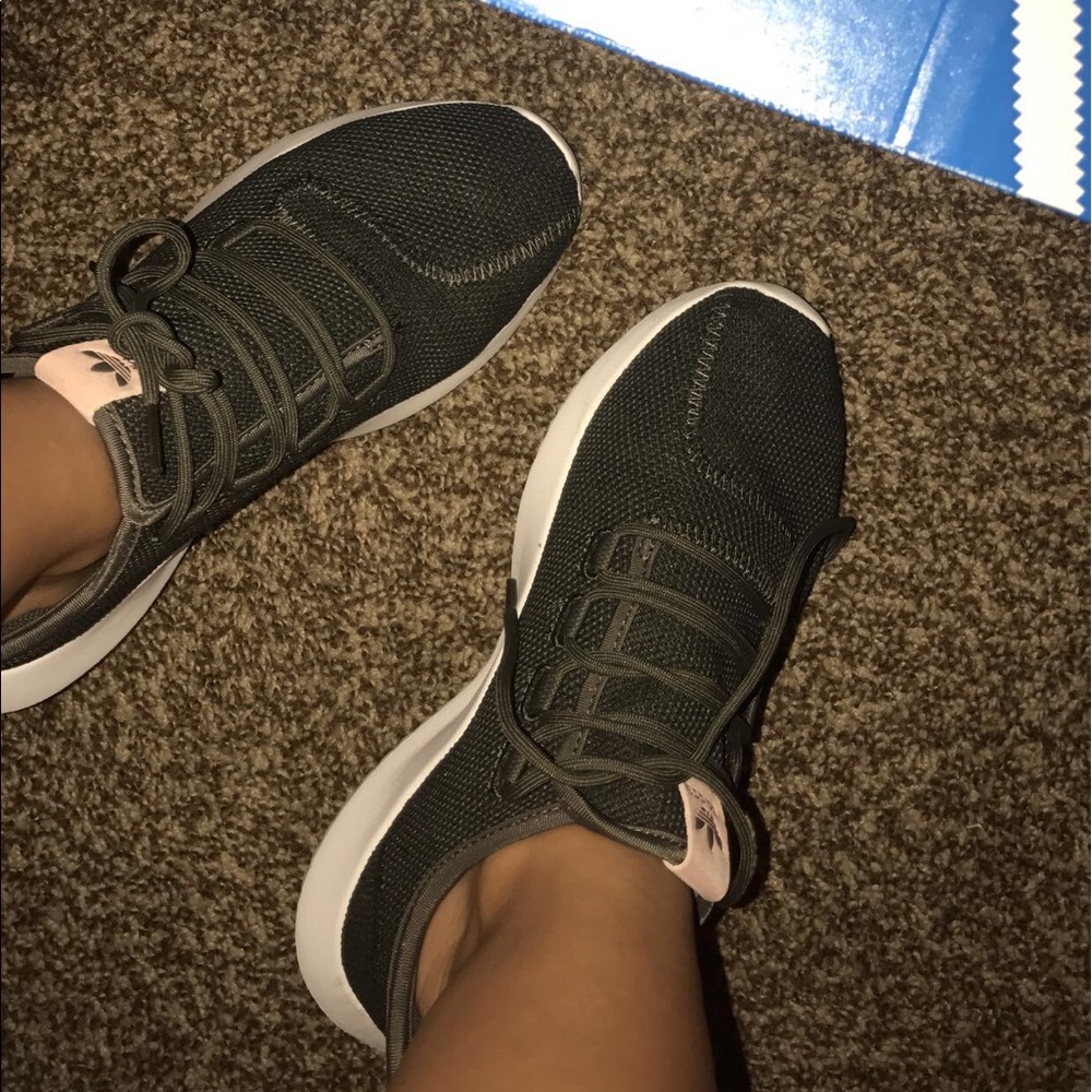 Adidas Tubular Shadow Olive Green/Pink