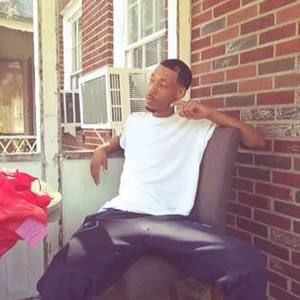 Meet your Posher, Derrick