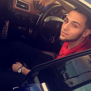 Meet your Posher, Daniel