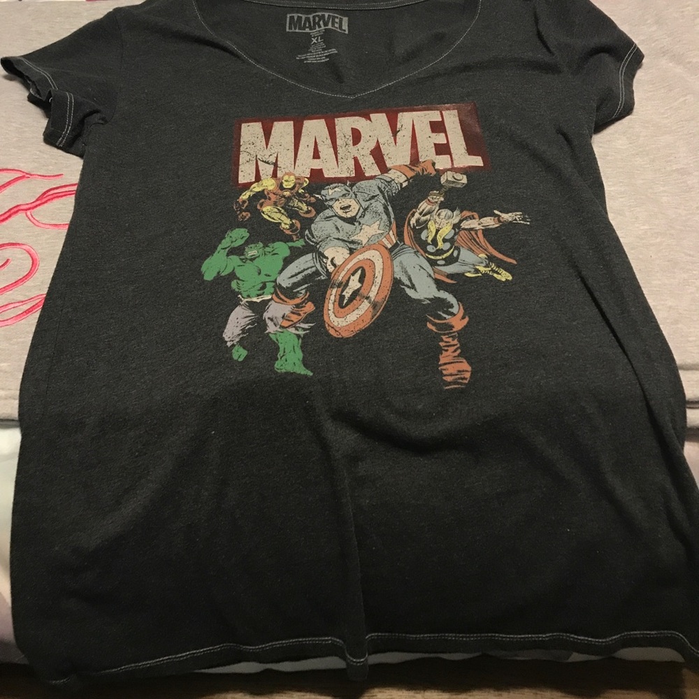 Marvel tshirt XL