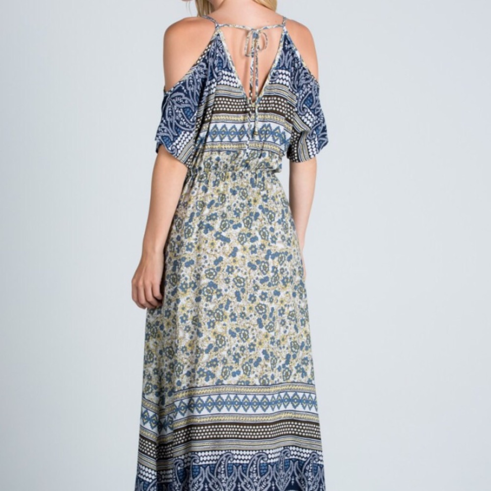 Dress - Picture 3 of 4