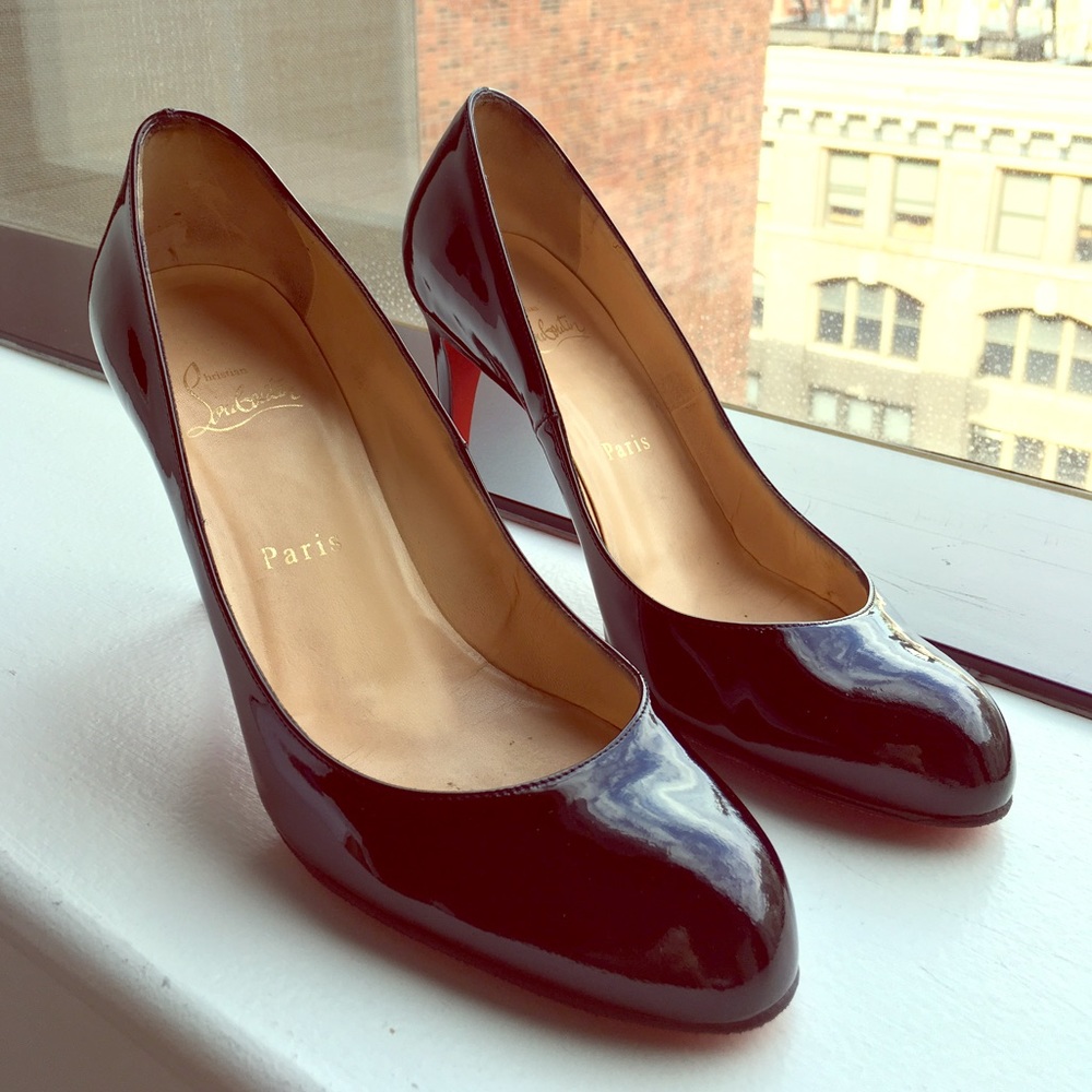 Christian Louboutin simple 85 in black patent