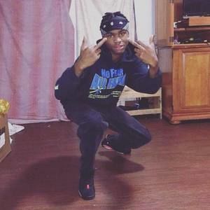 Meet your Posher, Lloyd