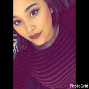 Meet your Posher, Alma