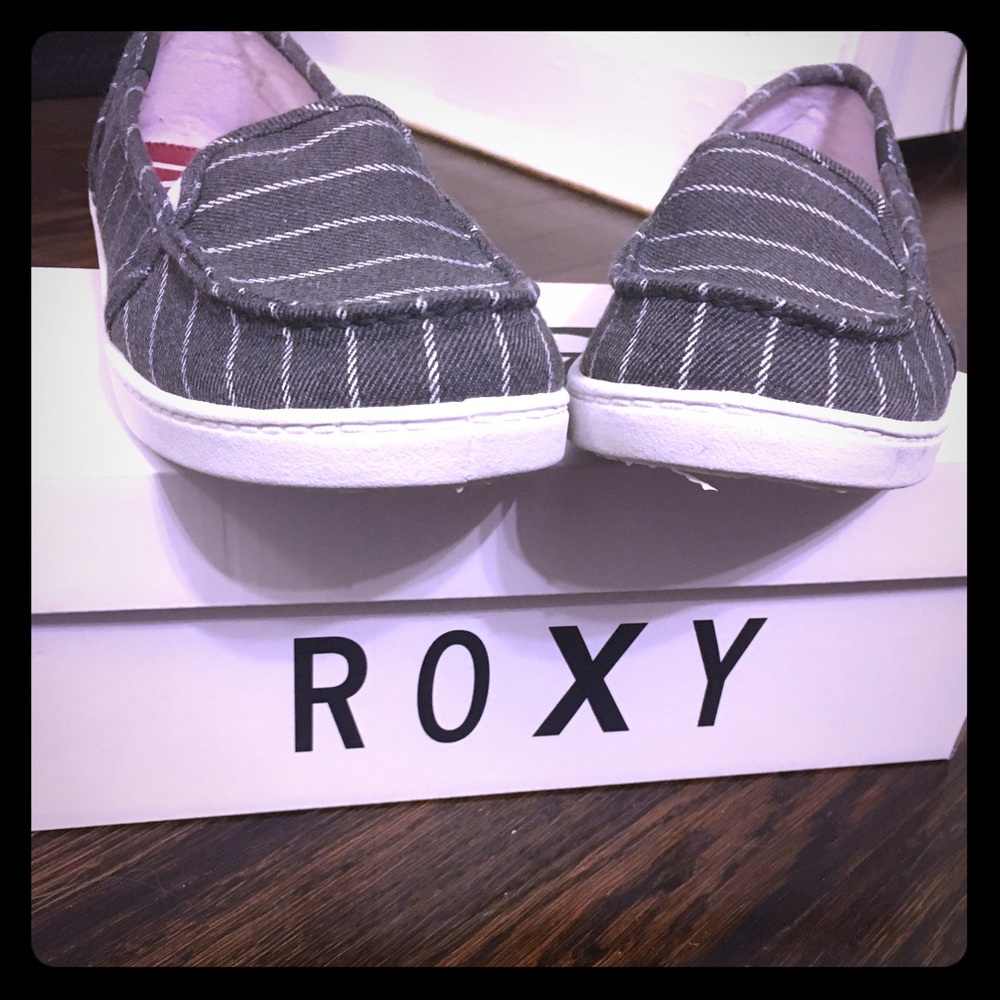 Roxy slip on Minnow sport flat