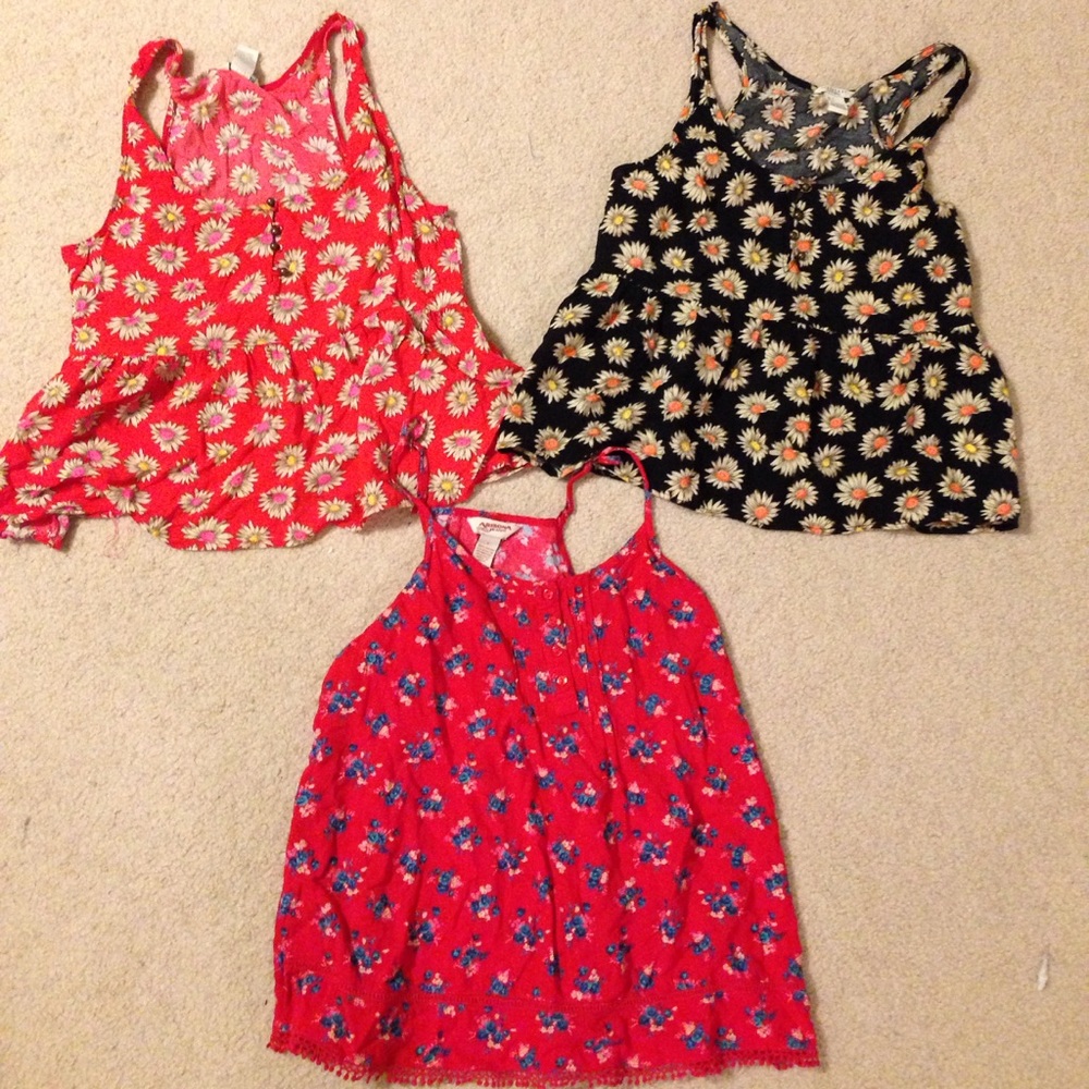 Bundle of 3 Summer tops