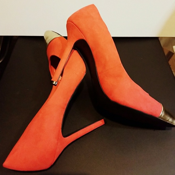 Mossimo - Picture 3 of 5