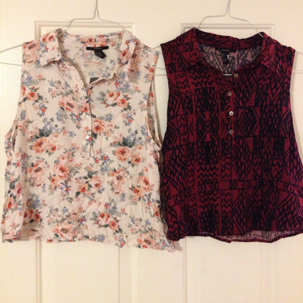 Bundle of 2 dressy crops