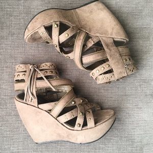 MIA Studded Taupe Wedges Size 8