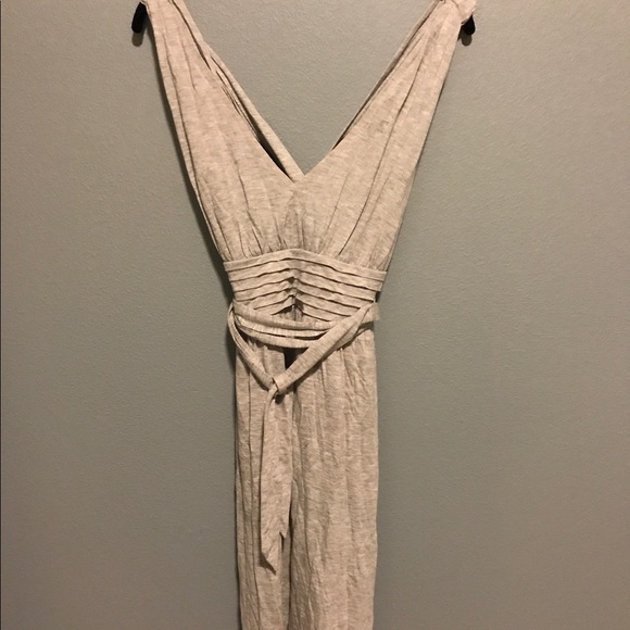 Feather grey dress - Picture 3 of 4