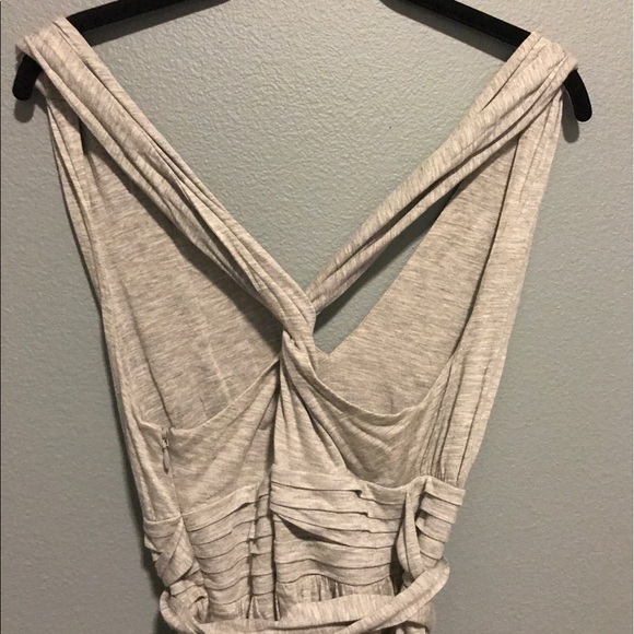 Feather grey dress - Picture 4 of 4