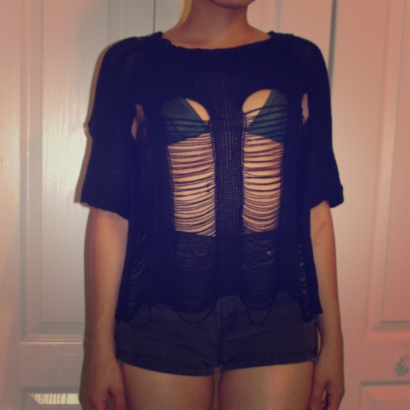 DISTRESSED black knit top. - Picture 2 of 4
