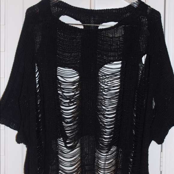 DISTRESSED black knit top. - Picture 3 of 4