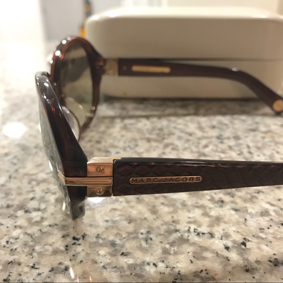 Marc Jacobs Quilted Sunglasses main image 4