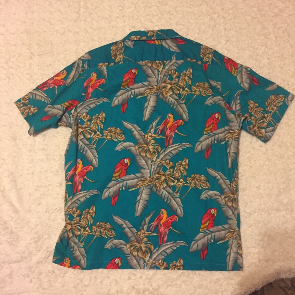 ❌SOLD ❌ PARADISE FOUND Magnum PI Hawaiian SHIRT - Picture 3 of 8
