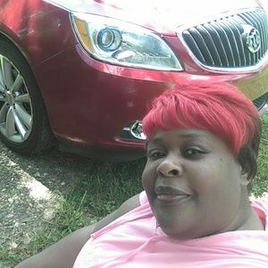 Meet your Posher, Roberta