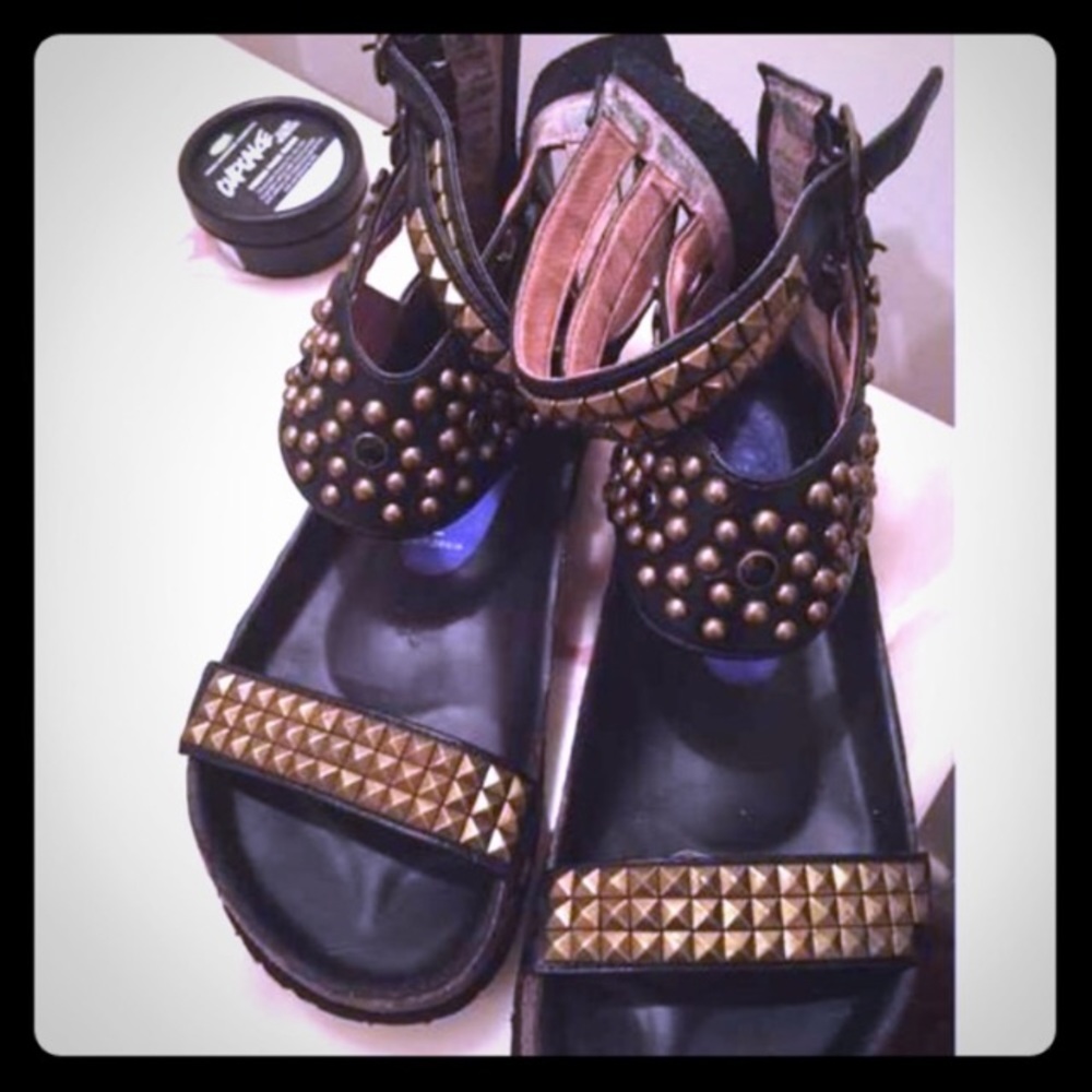 gladiator sandals