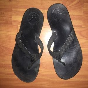 American Eagle sandals