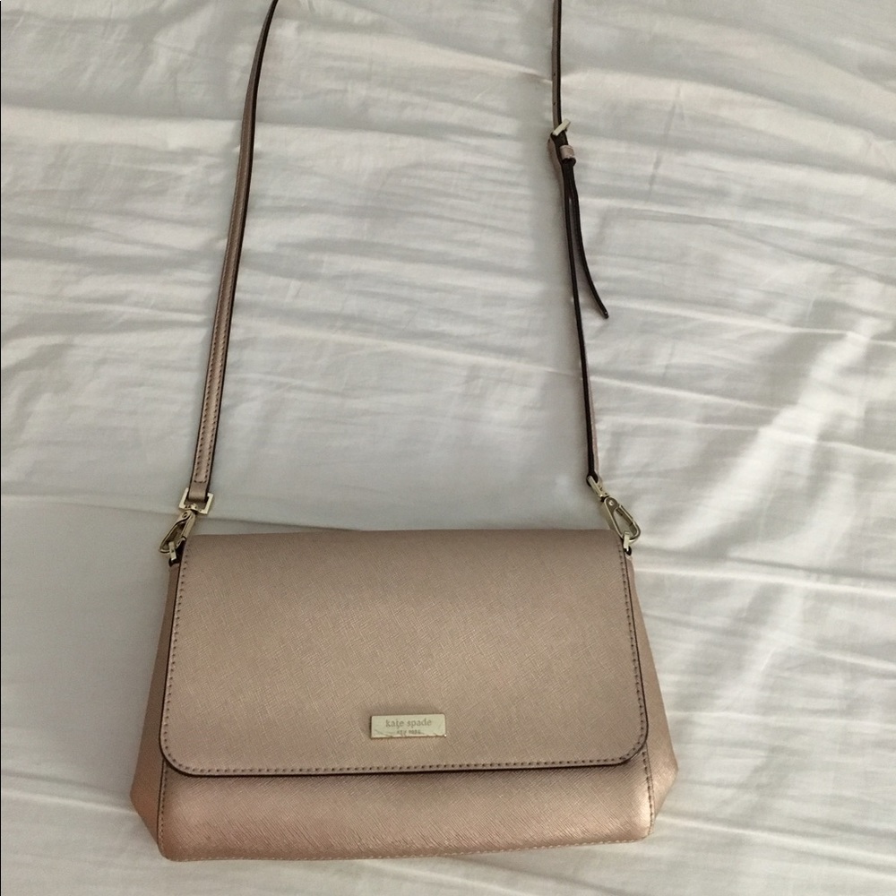 Kate Spade cross body clutch 🌹🐘🌹🐘🌹🐘