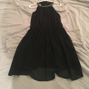 Tralalue - Short black dress with beading