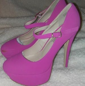Hot Pink Heels