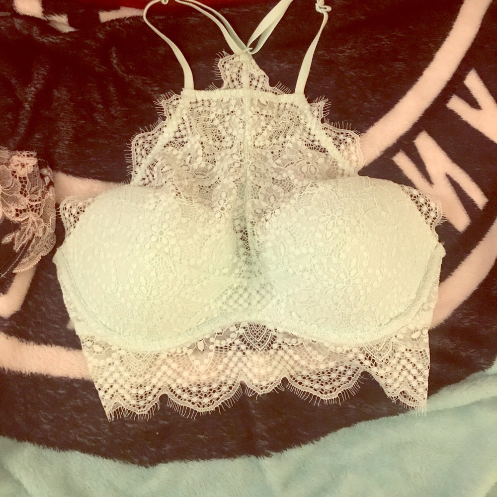 Vs PINK HIGH NECK LACE BRALETTE