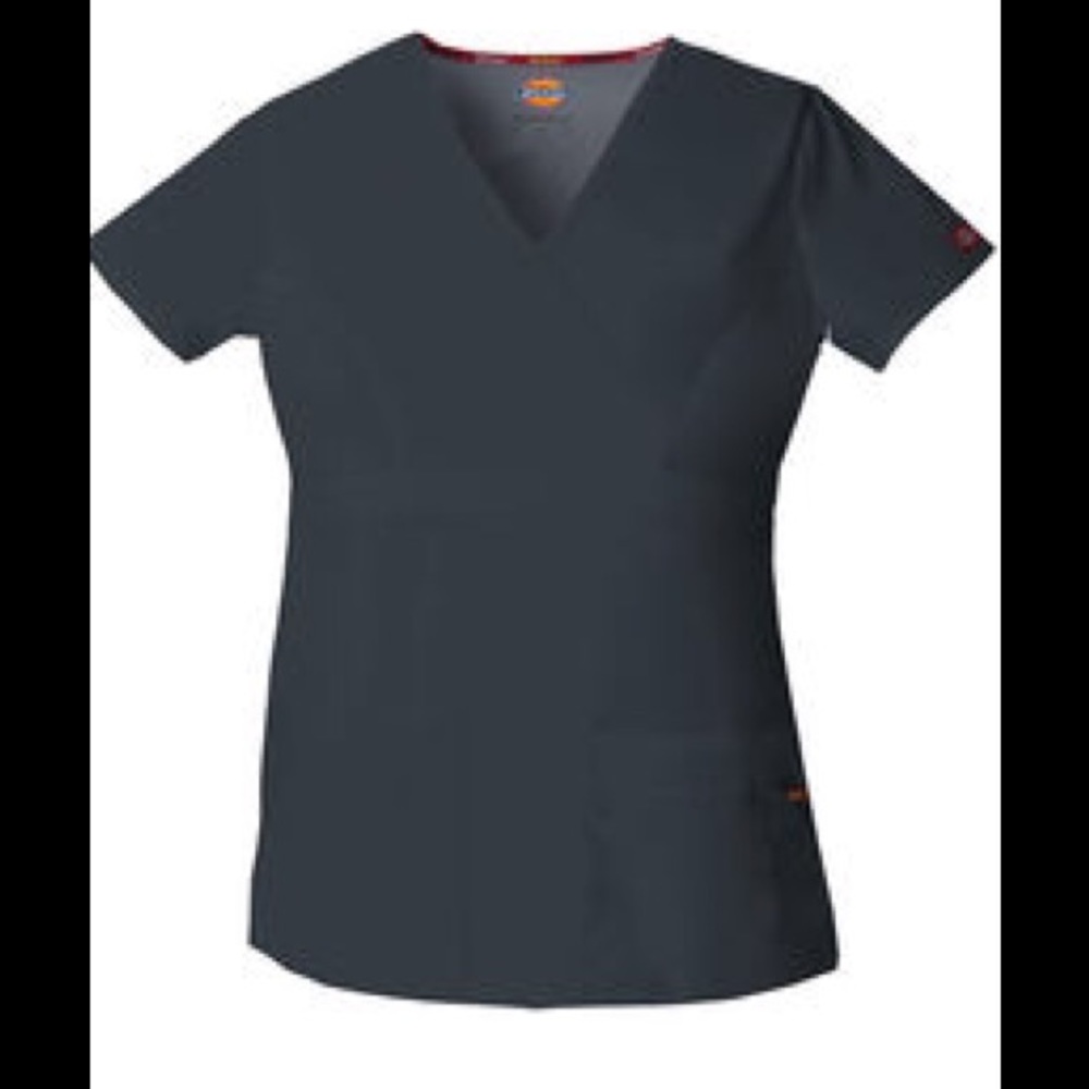 Dickies nursing scrubs (top S, pants XS) in EUC