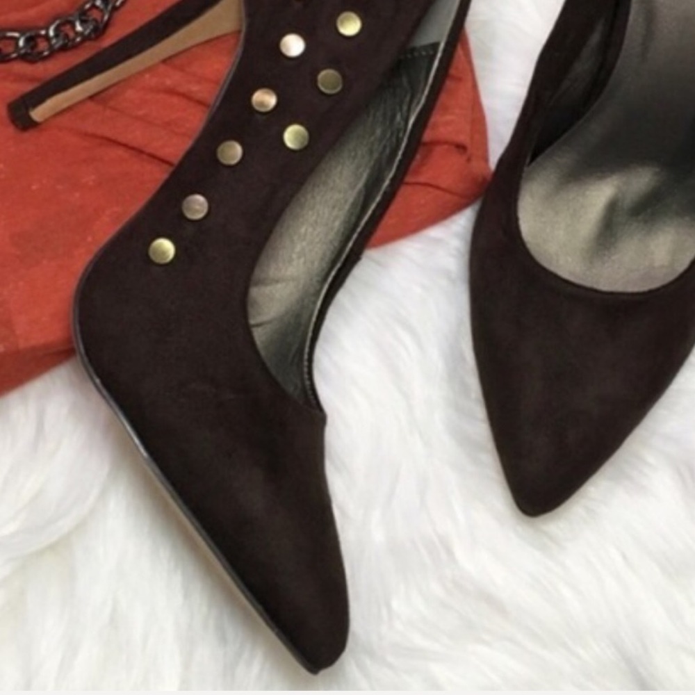 Classic Pointy Toe Stud Suede Stiletto Pump - Picture 4 of 7