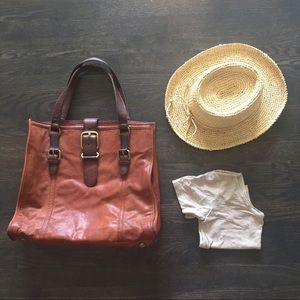 Fossil Antiques Large Leather Purse.