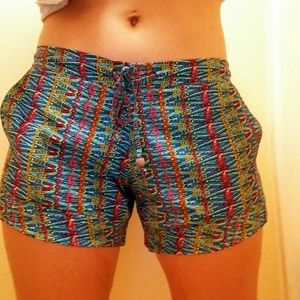 Medium woman's shorts