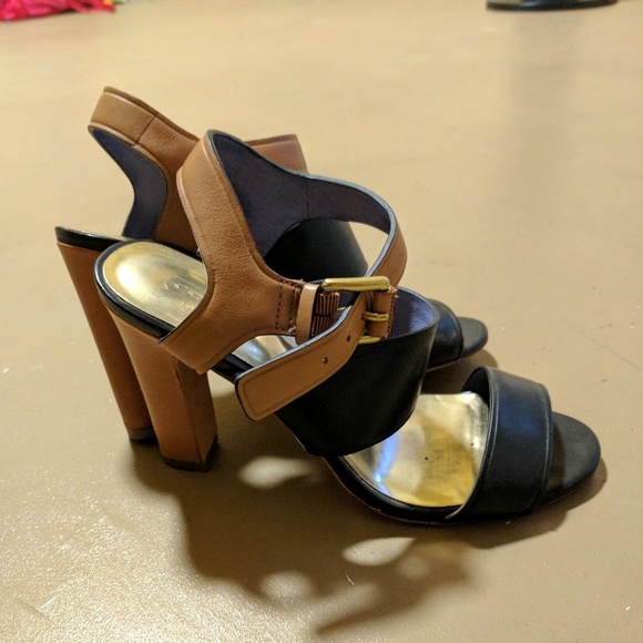 Coach heels - Picture 4 of 4