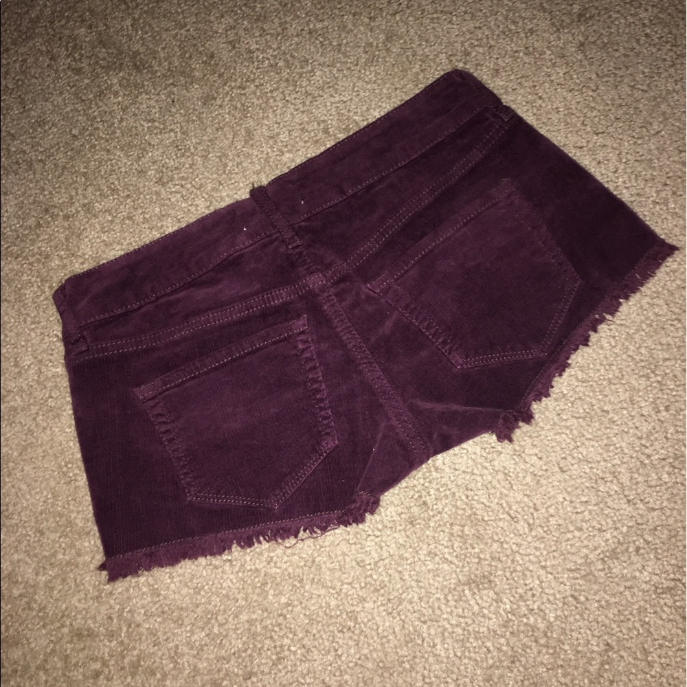 ROXY SHORTS - Picture 2 of 2