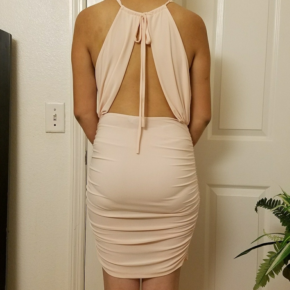 Pale pink dress - Picture 2 of 2