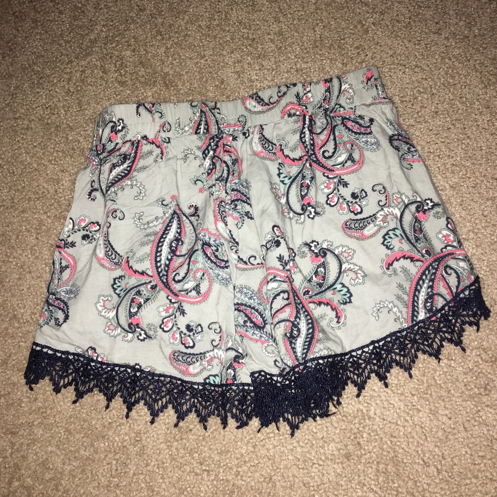 Patterned cotton shorts - Picture 2 of 2