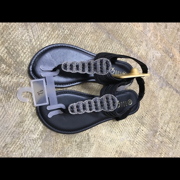 Sandals - Picture 8 of 8