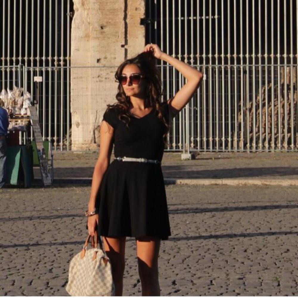 Meet your Posher, Karina