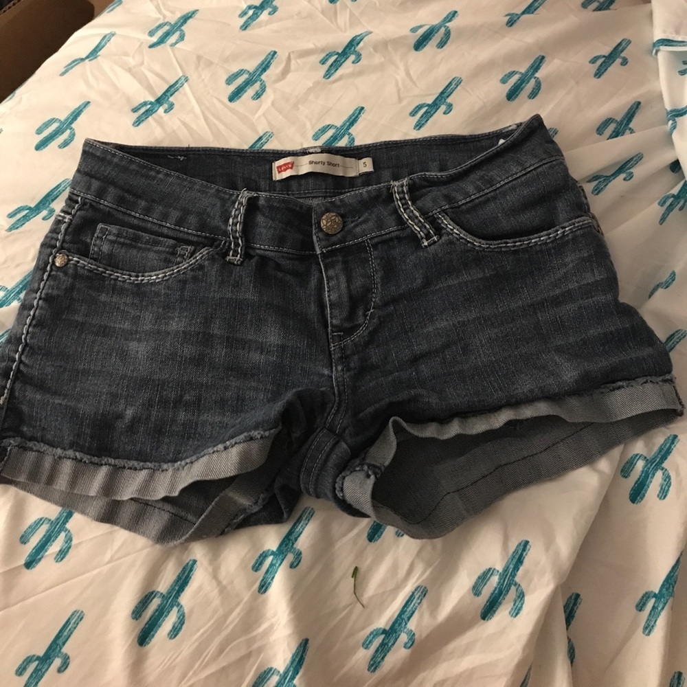 Levi jean shorts