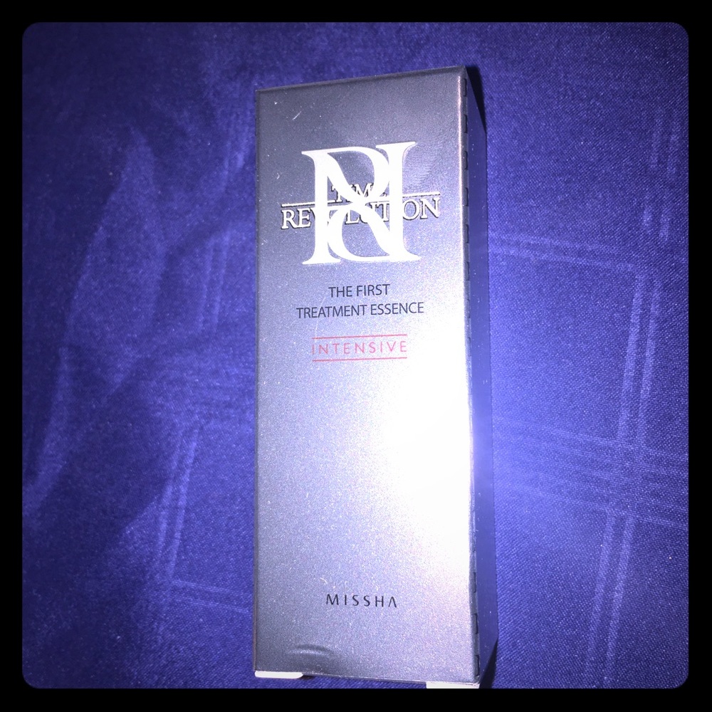 Time Revolution Wrinkle Repairing and Whitening