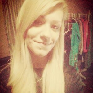 Meet your Posher, Amanda