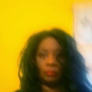 Meet your Posher, Cynthia