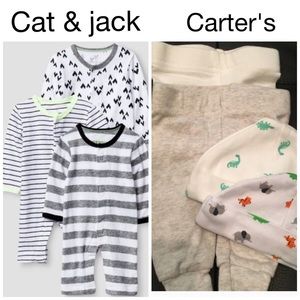 Preemie bundle sleep n play onesies NWT +hats/pant