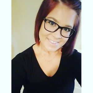 Meet your Posher, Karlie