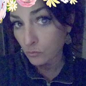 Meet your Posher, Lesa