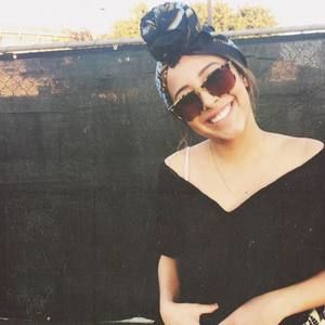 Meet your Posher, Adara