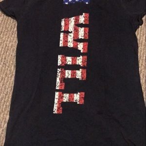 Under Armour T-shirt