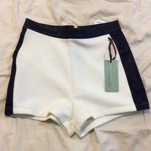 High waisted Faux leather trim shorts