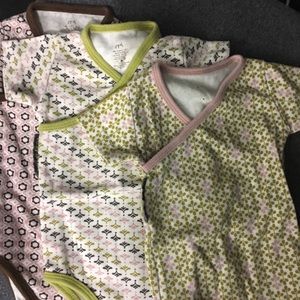Petunia pickle bottom 3pack onesies 0-3?3-6 sizing
