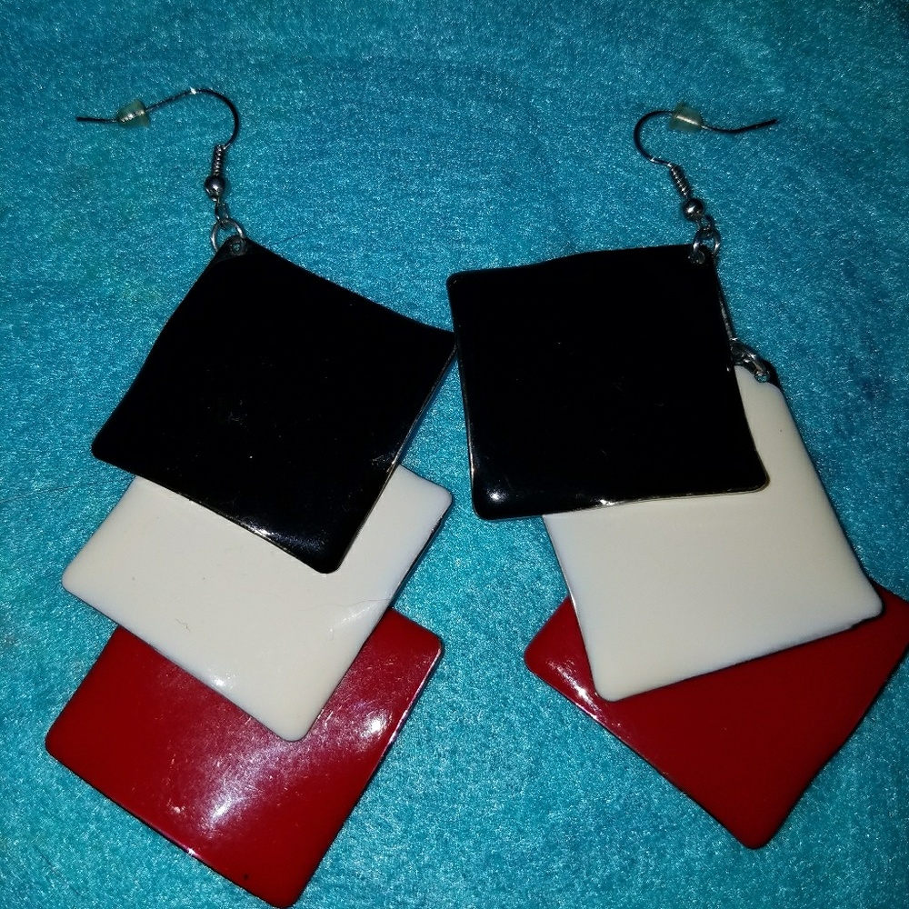BLACK WHITE & RED EARRINGS