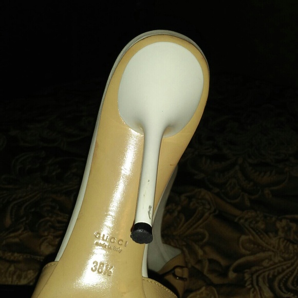 Shoes - Picture 3 of 4